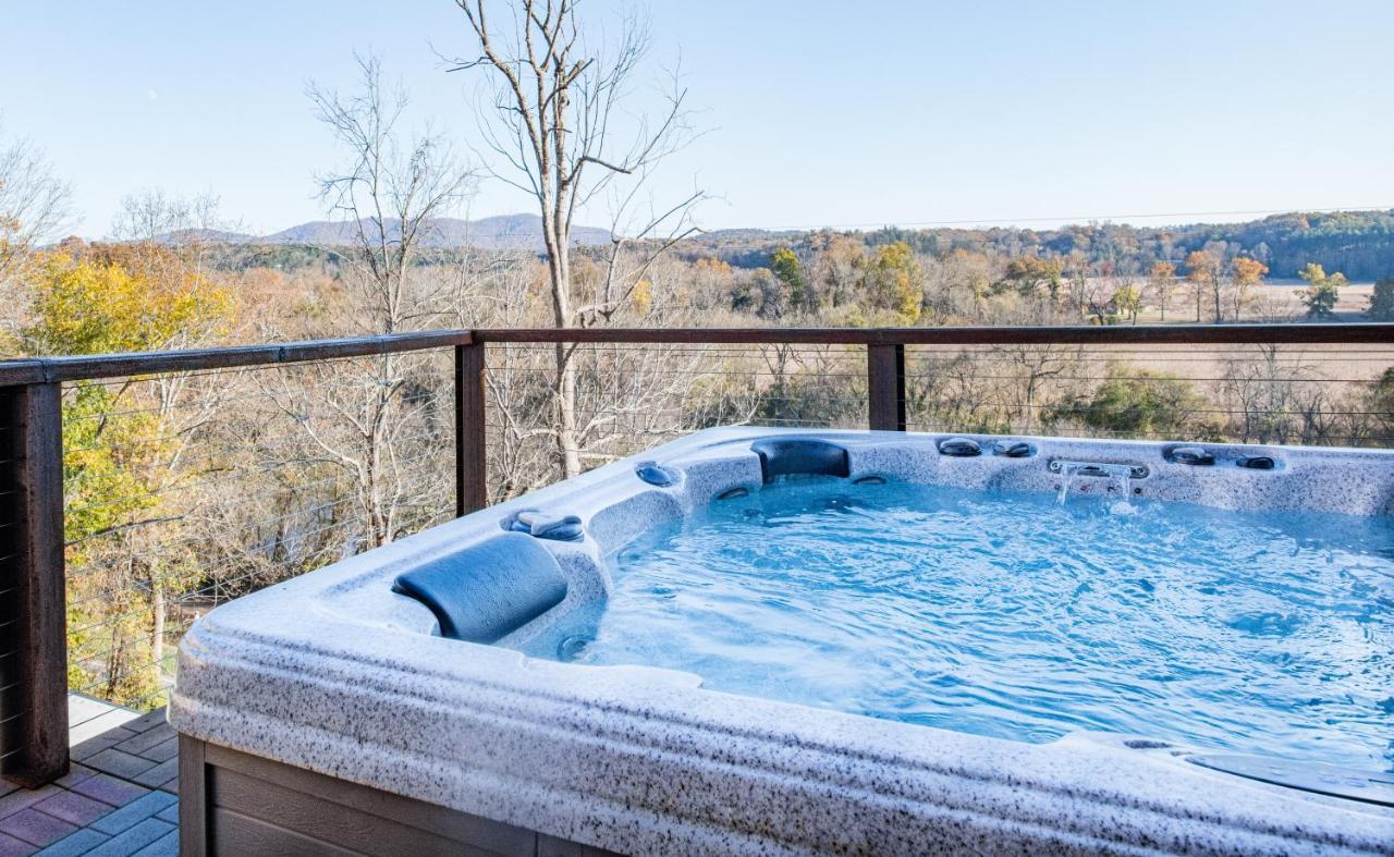 Upstream Penthouse Villa Asheville Buitenkant foto